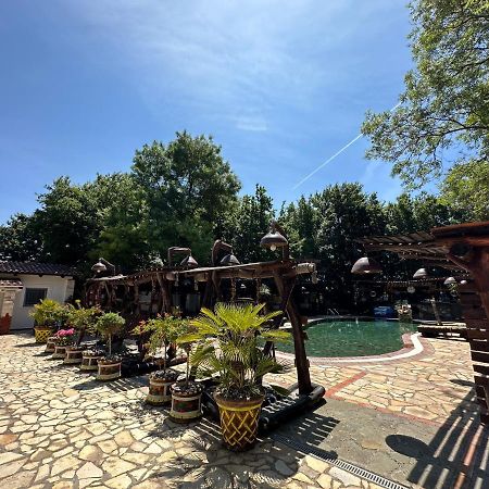 Ara E Vjeter Resort Velipojë Exteriör bild