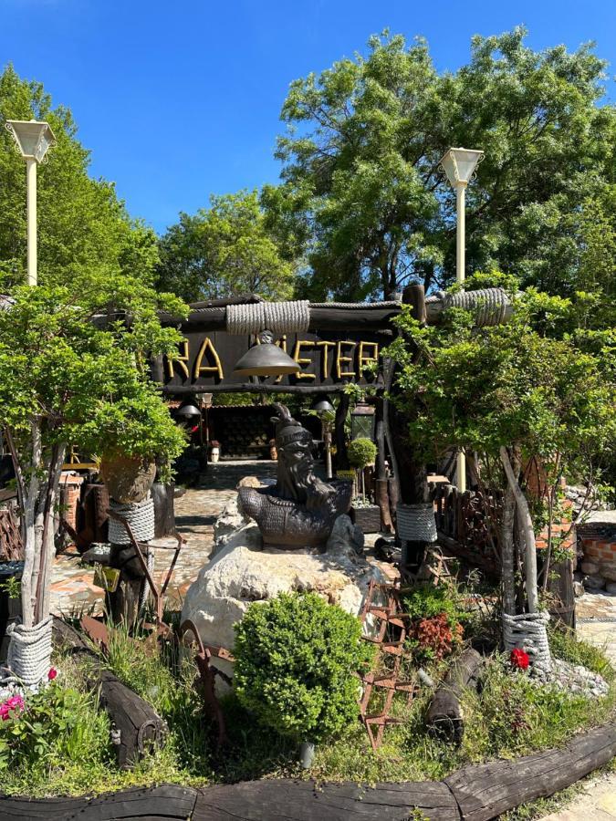 Ara E Vjeter Resort Velipojë Exteriör bild